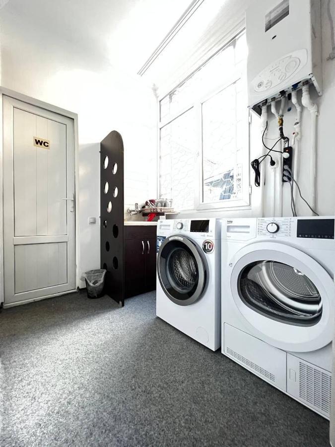"Modeli" Hostel Tbilissi Extérieur photo